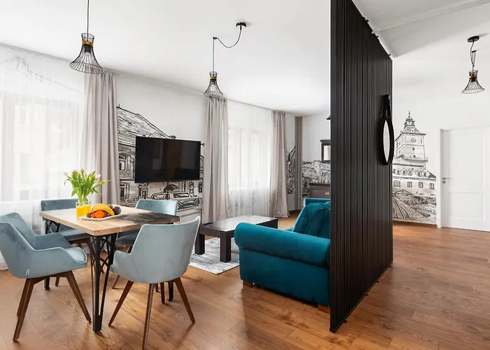 Peak Aparthotel - Old Town - By Cityhost